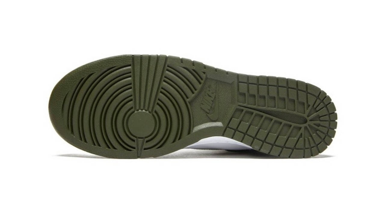 nike dunk high cargo khaki 5
