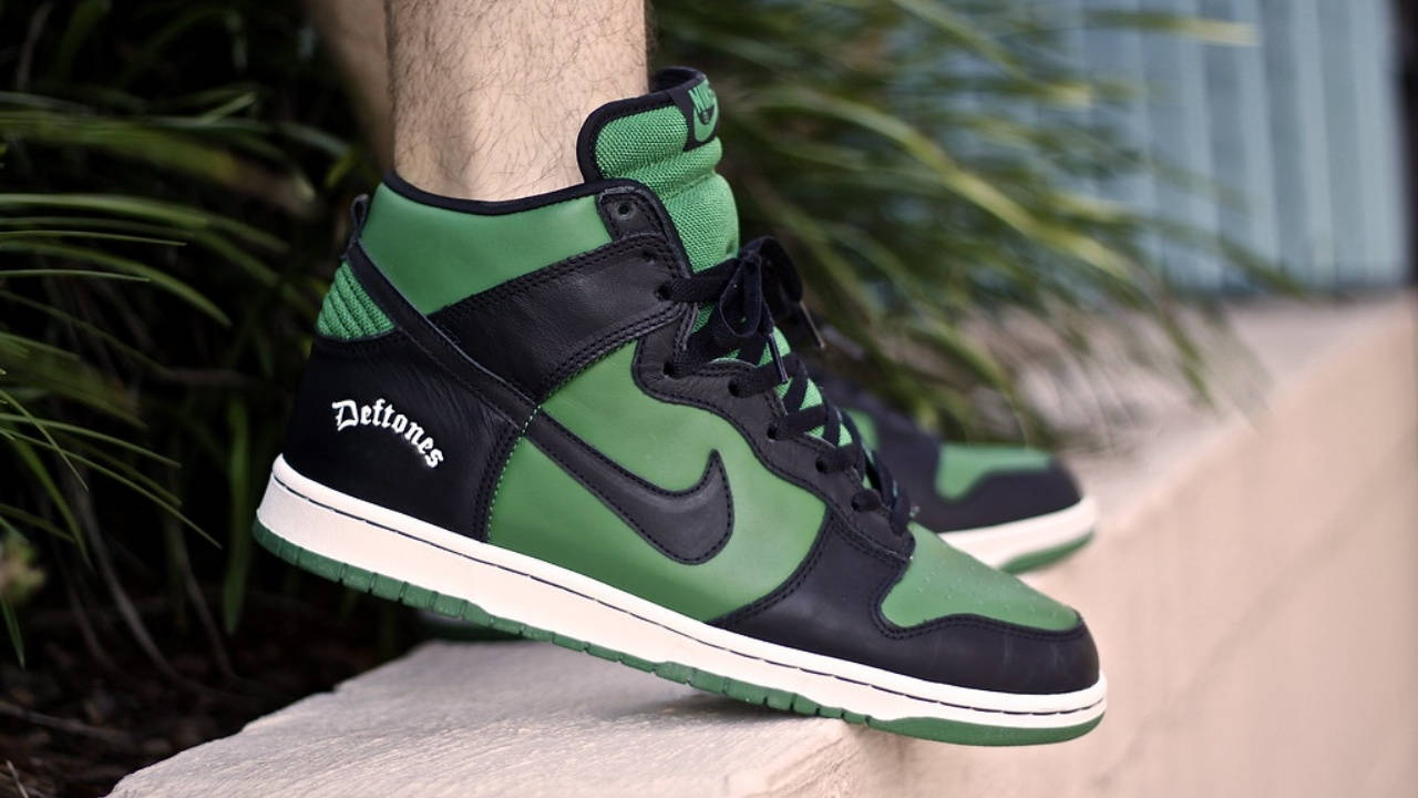 Nike on sale dunk deftones