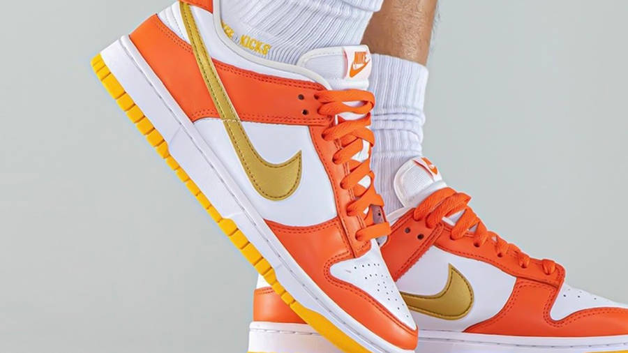 golden orange dunk low