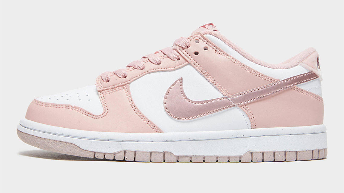 Nike Dunk Low GS Pink Velvet 3