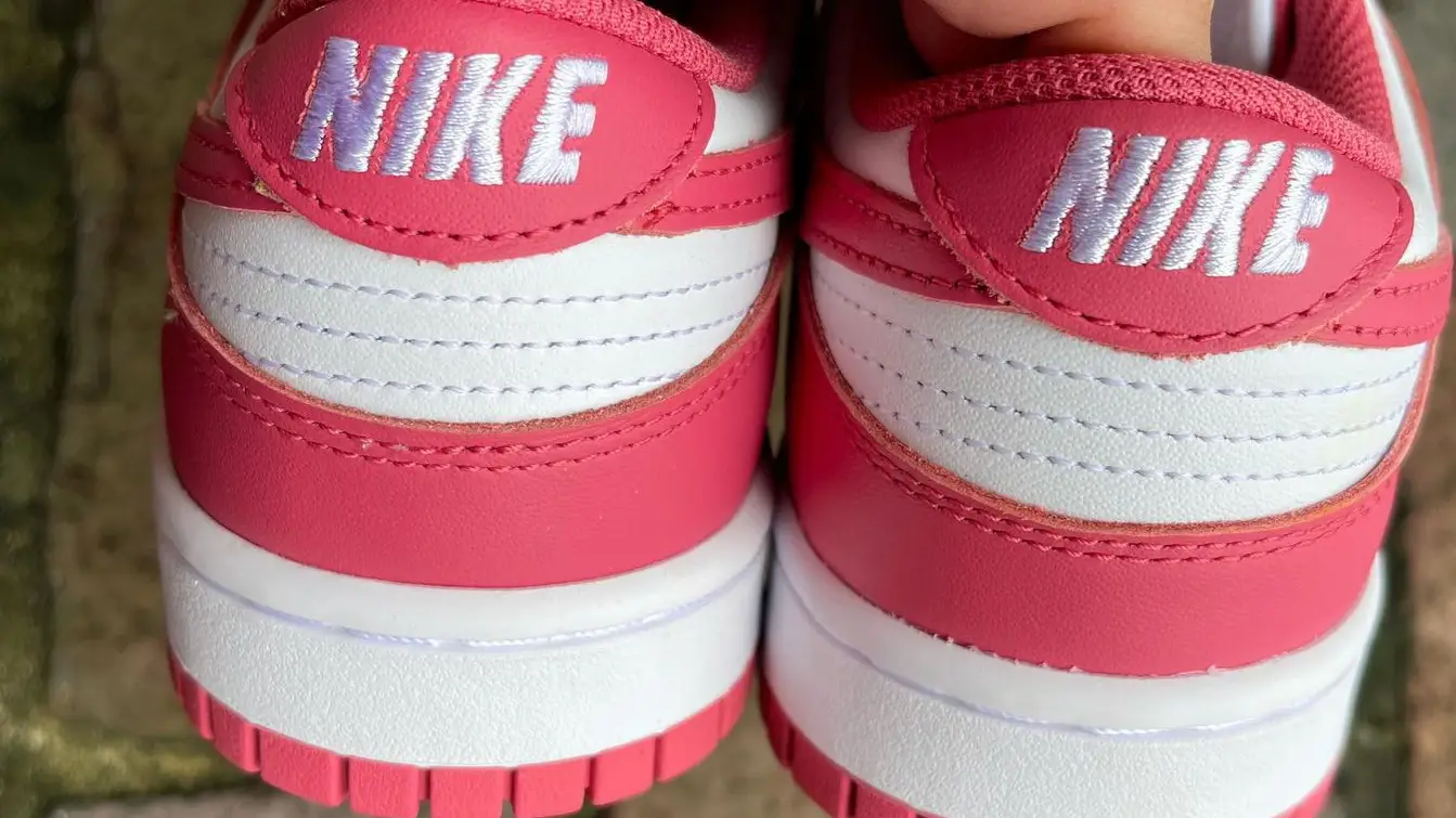 dunk low punch pink