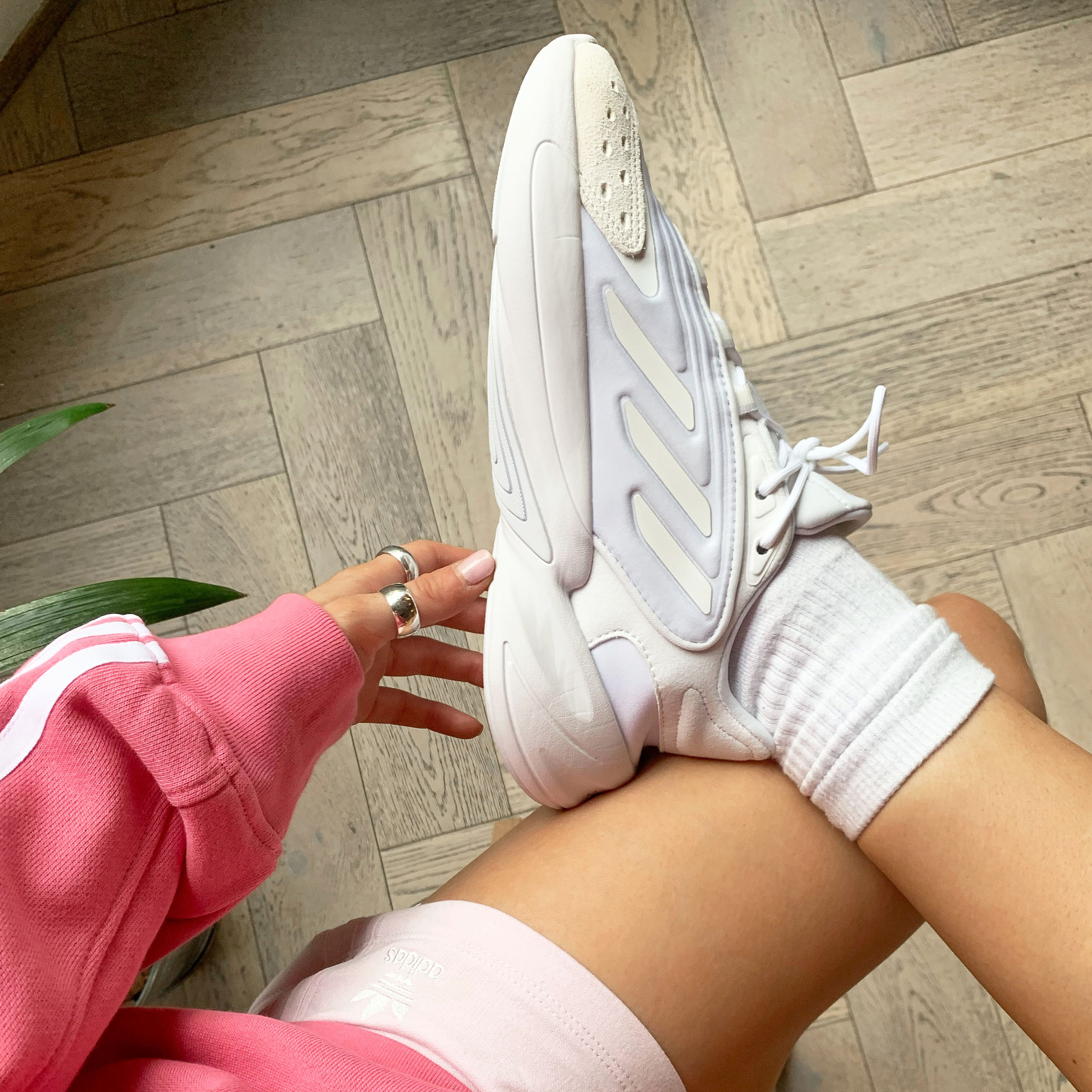 pink adidas sweatshirt and ozelia white (1).png1