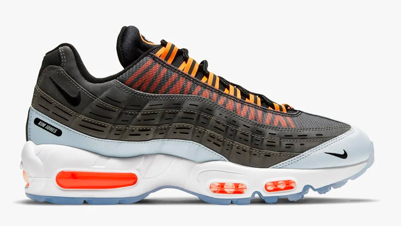 The Sneakersnstuff Sale Is One of the Hottest We've Seen in a While!