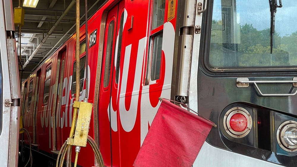 Image via idkwhyimhere supreme subway train 1