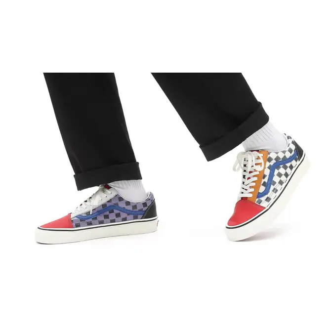 Vans blue and red on sale checkered