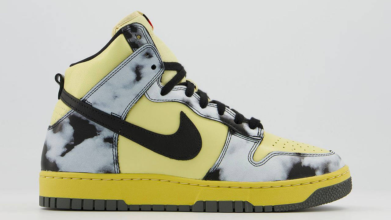 You Can Still Cop These Must-Have Nike Dunks For Retail Right Here!