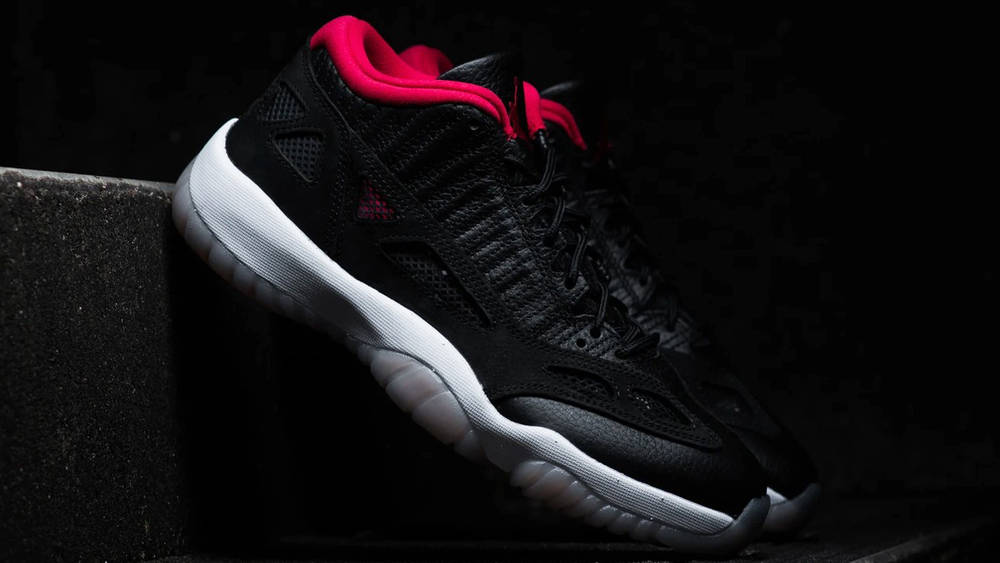 jordan 11 low ie bred 1996