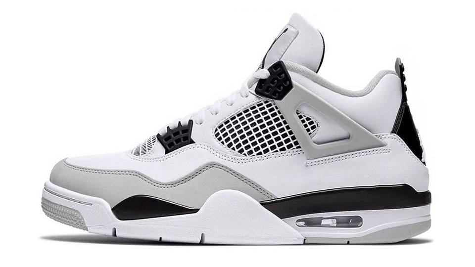 Air Jordan 4 Military Black