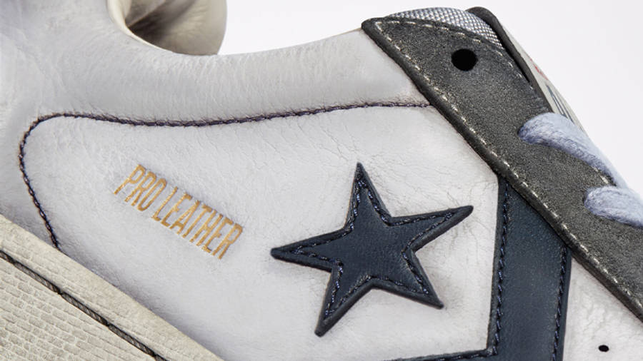 Converse Pro Leather Low Navy Smoke In Closeup