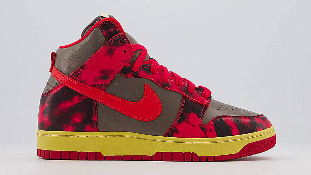 You Can Still Cop These Must-Have Nike Dunks For Retail Right Here!
