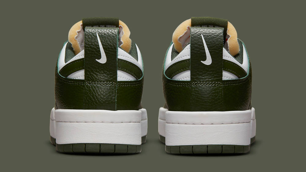 We’re Living for the Nike Dunk Low Disrupt “Dark Green” We’re Living for the Nike Dunk Low Disrupt “Dark Green”