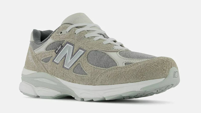 Levis x New Balance 990v3 Grey Front