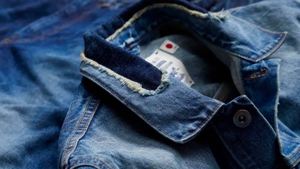 Image via Levi's The Ultimate Levi's Size Guide