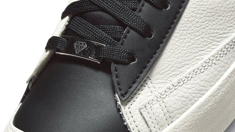 NBA x Nike Blazer Mid Trail Blazers DD8025-101 Detail