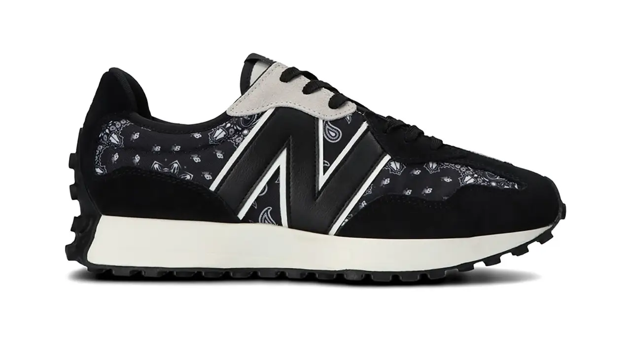 The New Balance 327 
