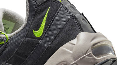 Nike Air Max 95 Green Volt Closeup