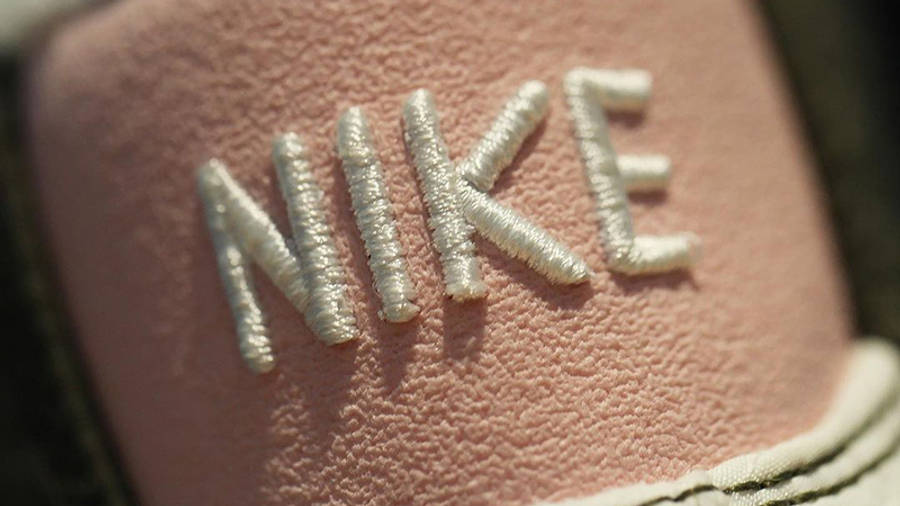 Nike Blazer Mid 77 Premium Toasty Green Detail