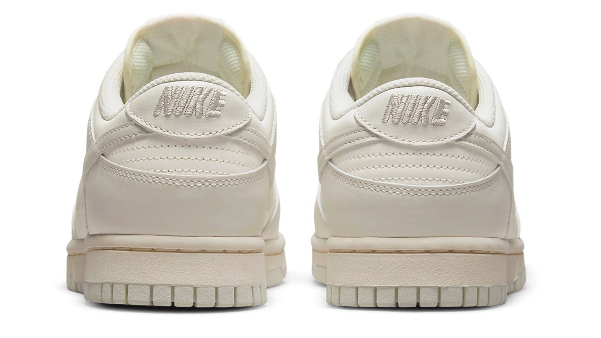 Nike Dunk Low Light Bone Heel