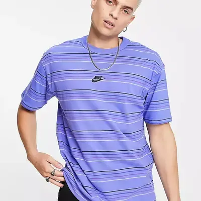 nike oversized stripe t shirt