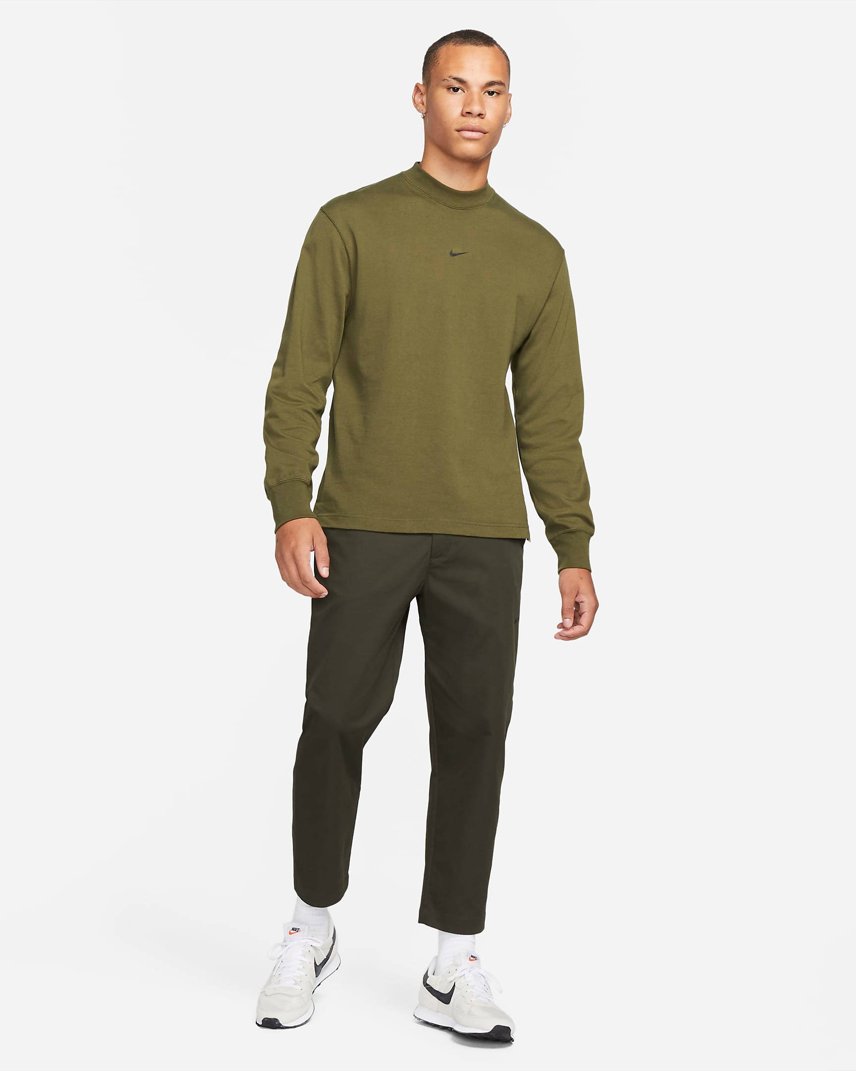 nike essential mock neck long sleeve tee