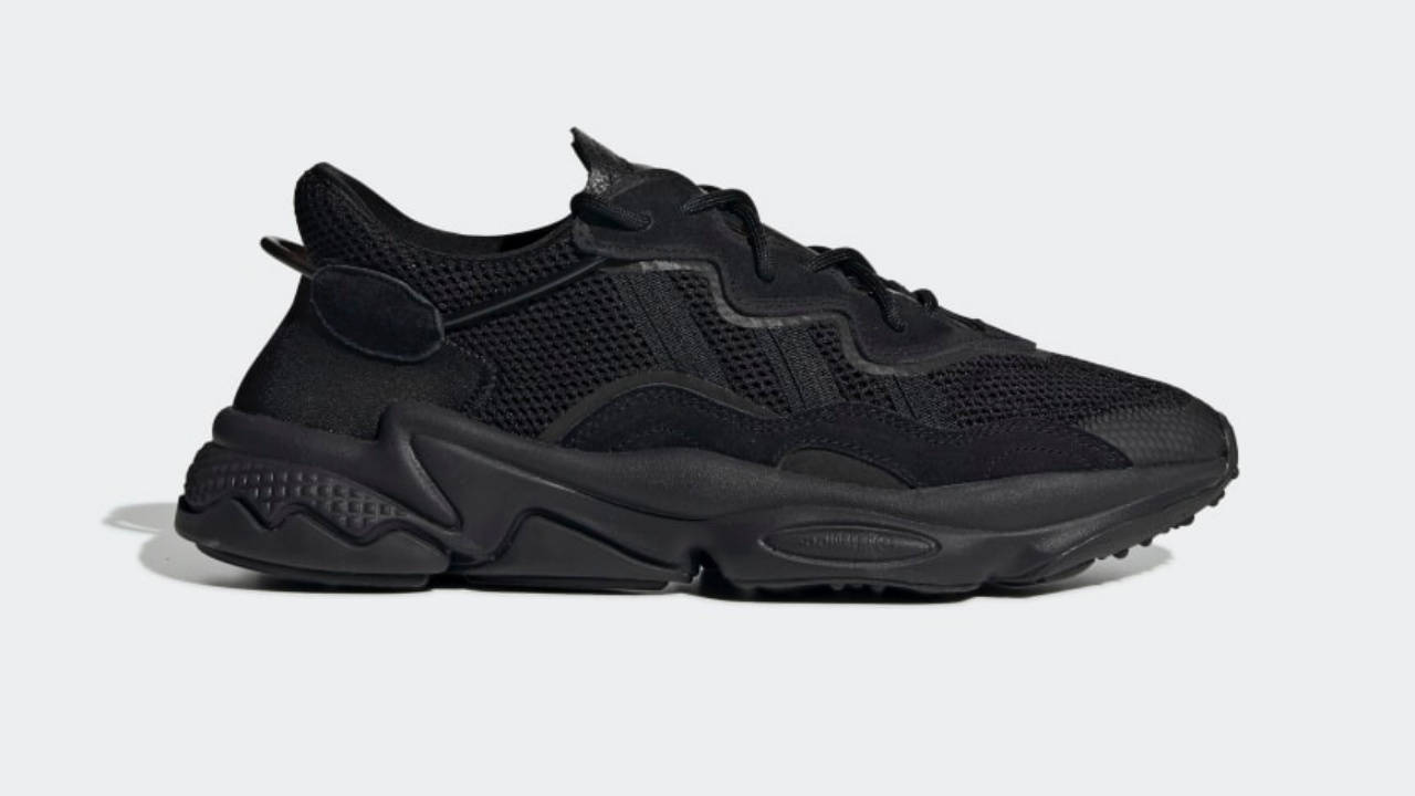 OZWEEGO_Shoes_Black_EE6999_01_standard