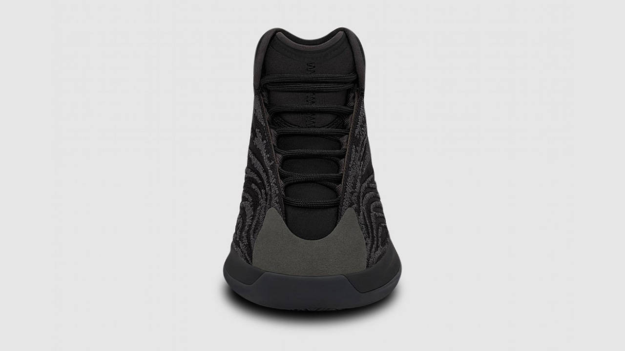 Yeezy QNTM "Onyx"