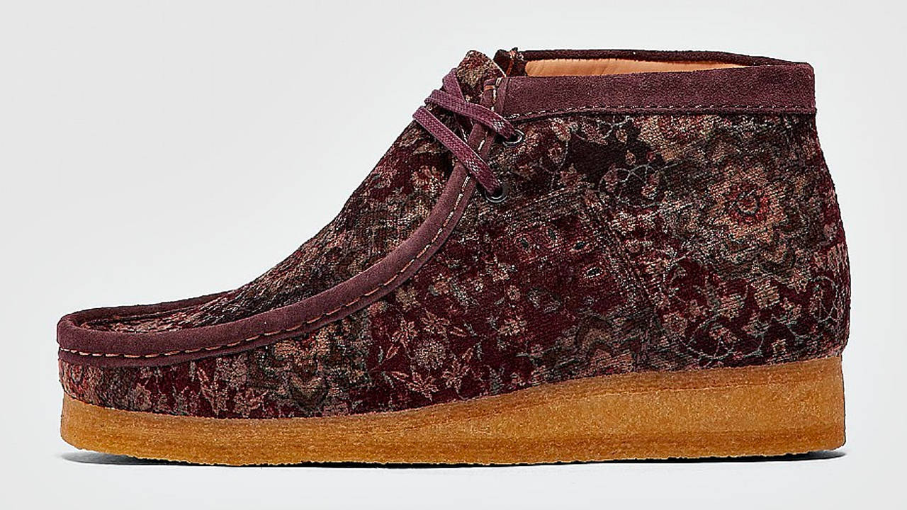 15 Earthy Sneakers to Add to Your Daily Rotation This Season