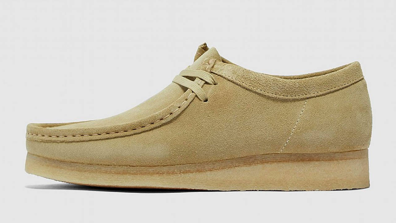15 Earthy Sneakers to Add to Your Daily Rotation This Season