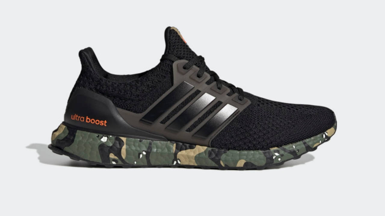 Ultraboost_5.0_DNA_Shoes_Black_GY8536_01_standard