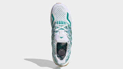 adidas Ultra Boost 5.0 DNA Cloud White Green Middle