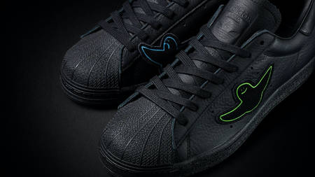 Take a Look at the Mark Gonzales x adidas Skateboarding Superstar ADV "Black" Take a Look at the Mark Gonzales x adidas Skateboarding Superstar ADV "Black"