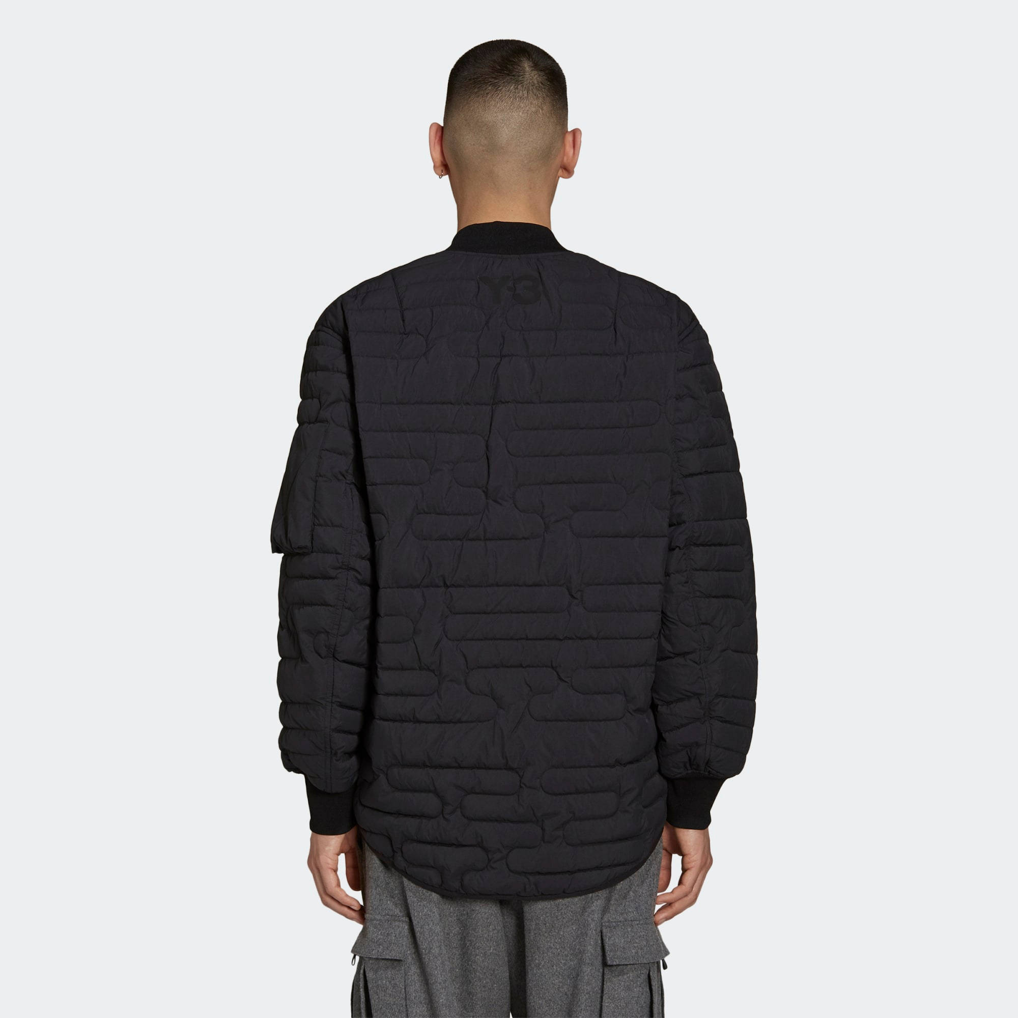 Y-3（ワイスリー）の「M CLASSIC CLOUD INSULATED BOMBER