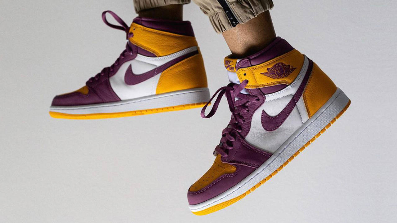 Air Jordan 1 High OG "Brotherhood"