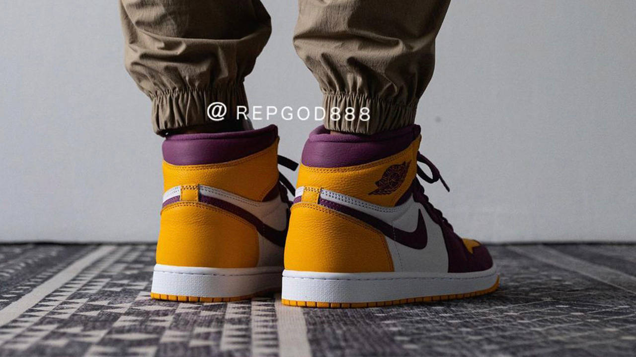 Air Jordan 1 High OG "Brotherhood"