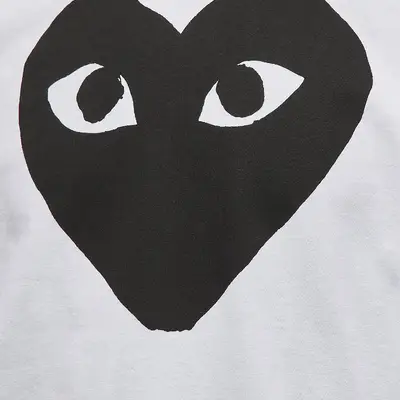 Pull&Bear Sweat-shirt Gris chiné Play Central Heart Logo T-Shirt P1T070 Detail