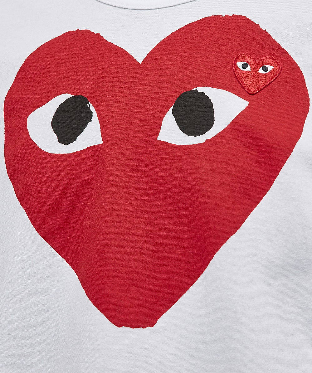 Play shirt best sale with heart