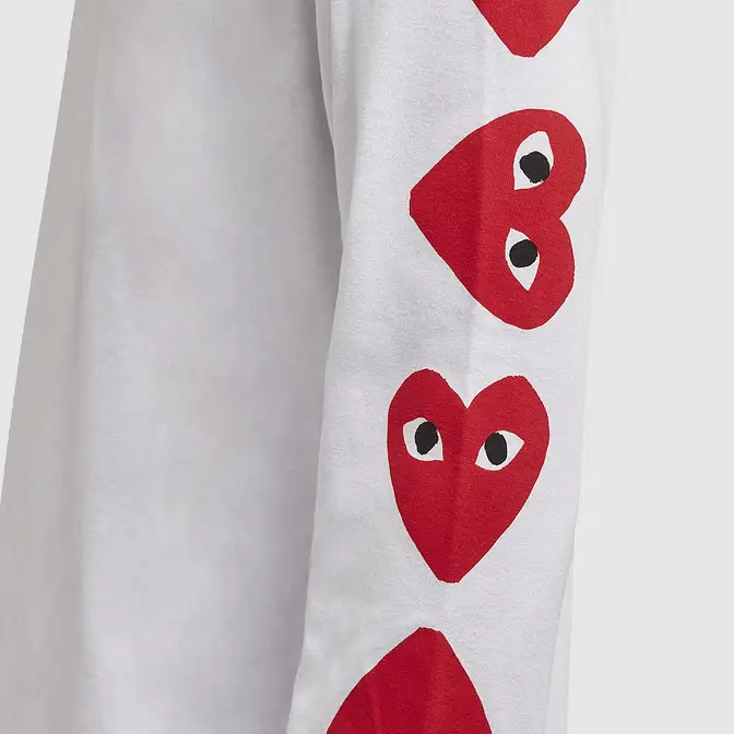 COMME des GARCONS Play Multi Heart Graphic Long Sleeve T-Shirt P1T262 Detail 2