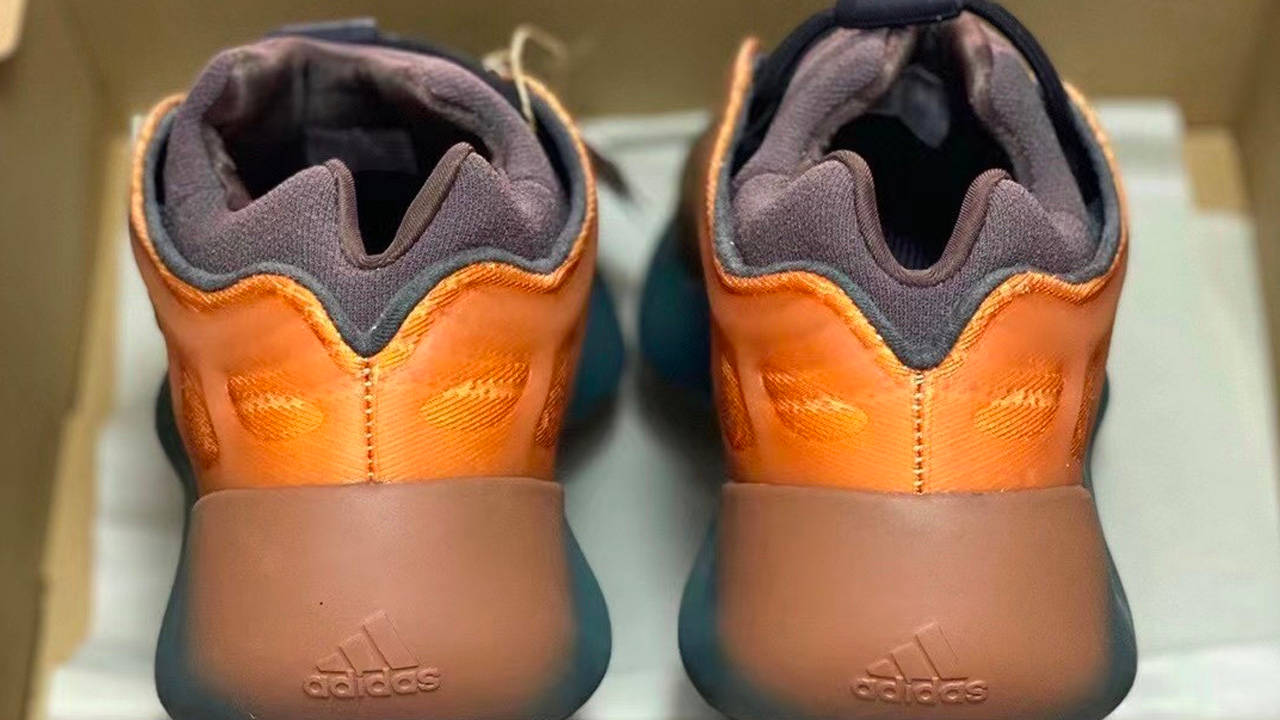 Yeezy 700 V3 "Copper Fade"