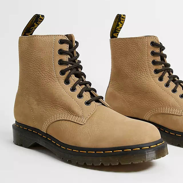 Dr Martens 1460 8 Eye Boots Beige