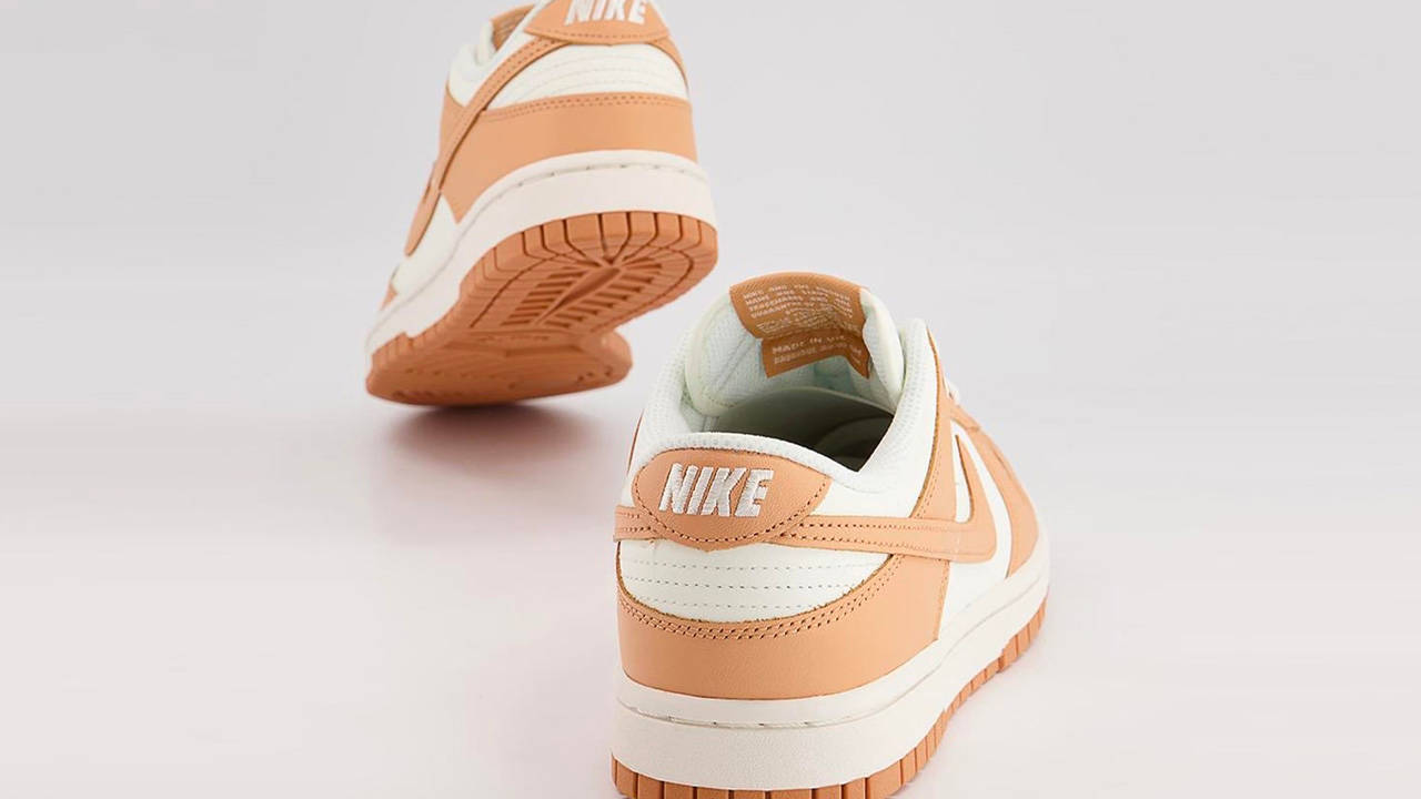 Nike Dunk Low "Harvest Moon"