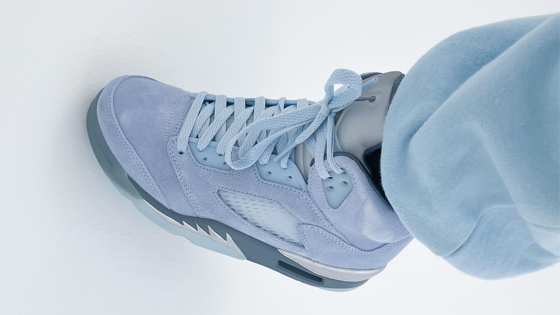 Signal Significance Striped Air Jordan 5 Sizing: How Do They Fit? | The Sole Supplier