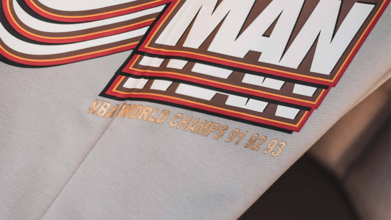 Level Up Your Comfort Game With These Jordan Jumpman Fleece Trousers