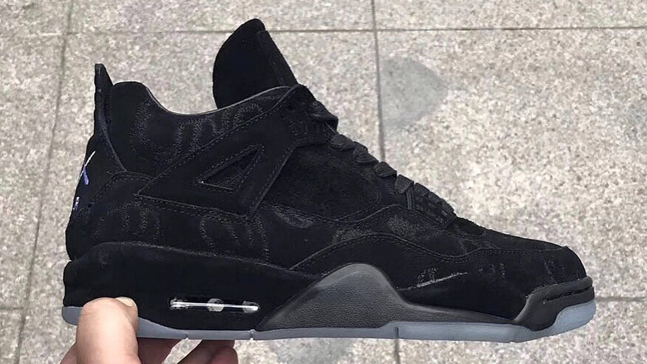 KAWS x Air Jordan 4 "Looksee"