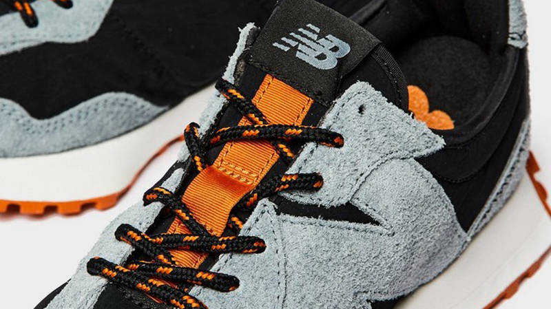 New Balance 327 Grey Black Detail