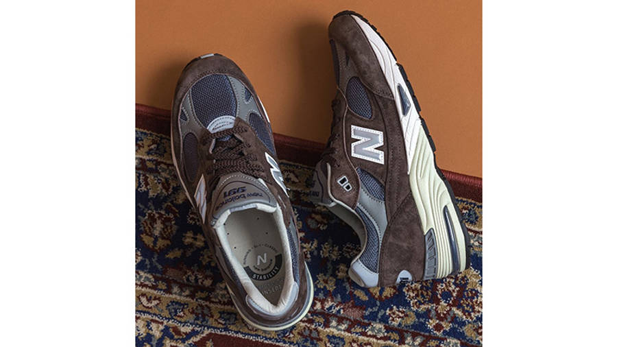 New Balance 991 Brown Navy from top