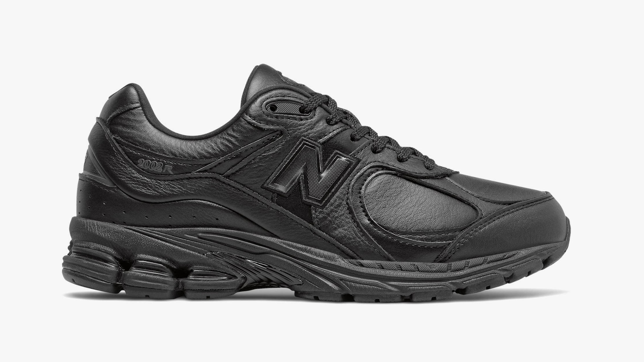 New Balance ML2002R Black