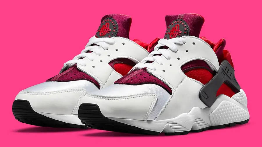 Huaraches shoes red outlet and white