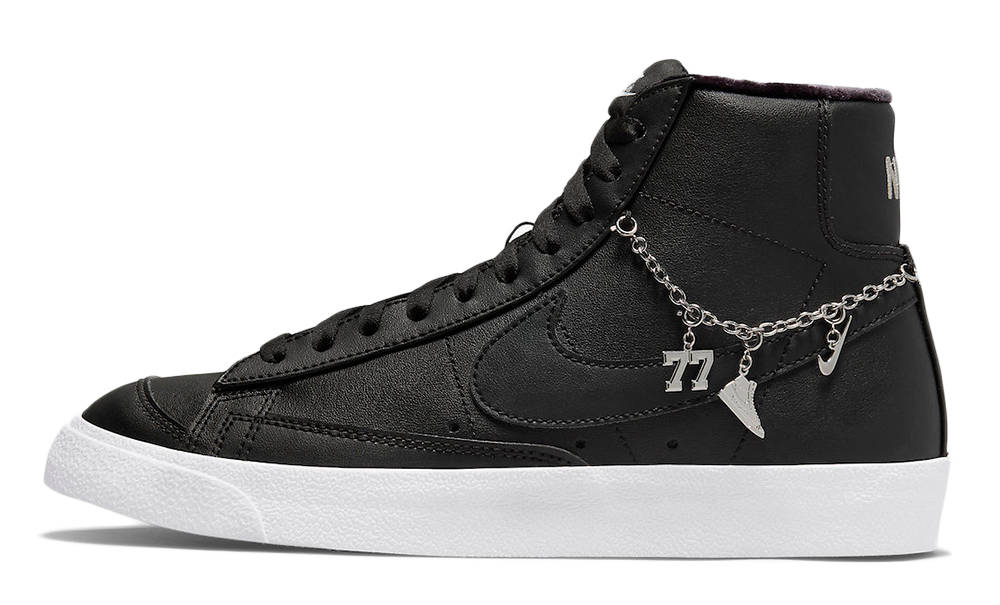 Nike Blazer Mid LX Lucky Charms Black