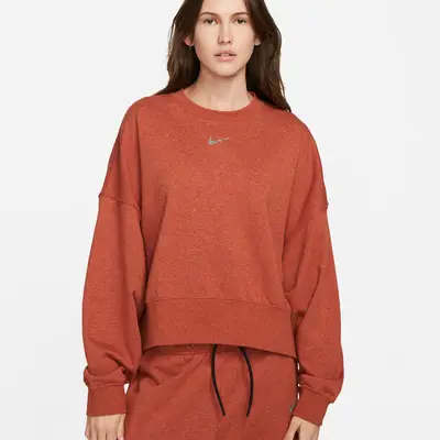 Nike sportswear women's essentials deals fleece cropped crew