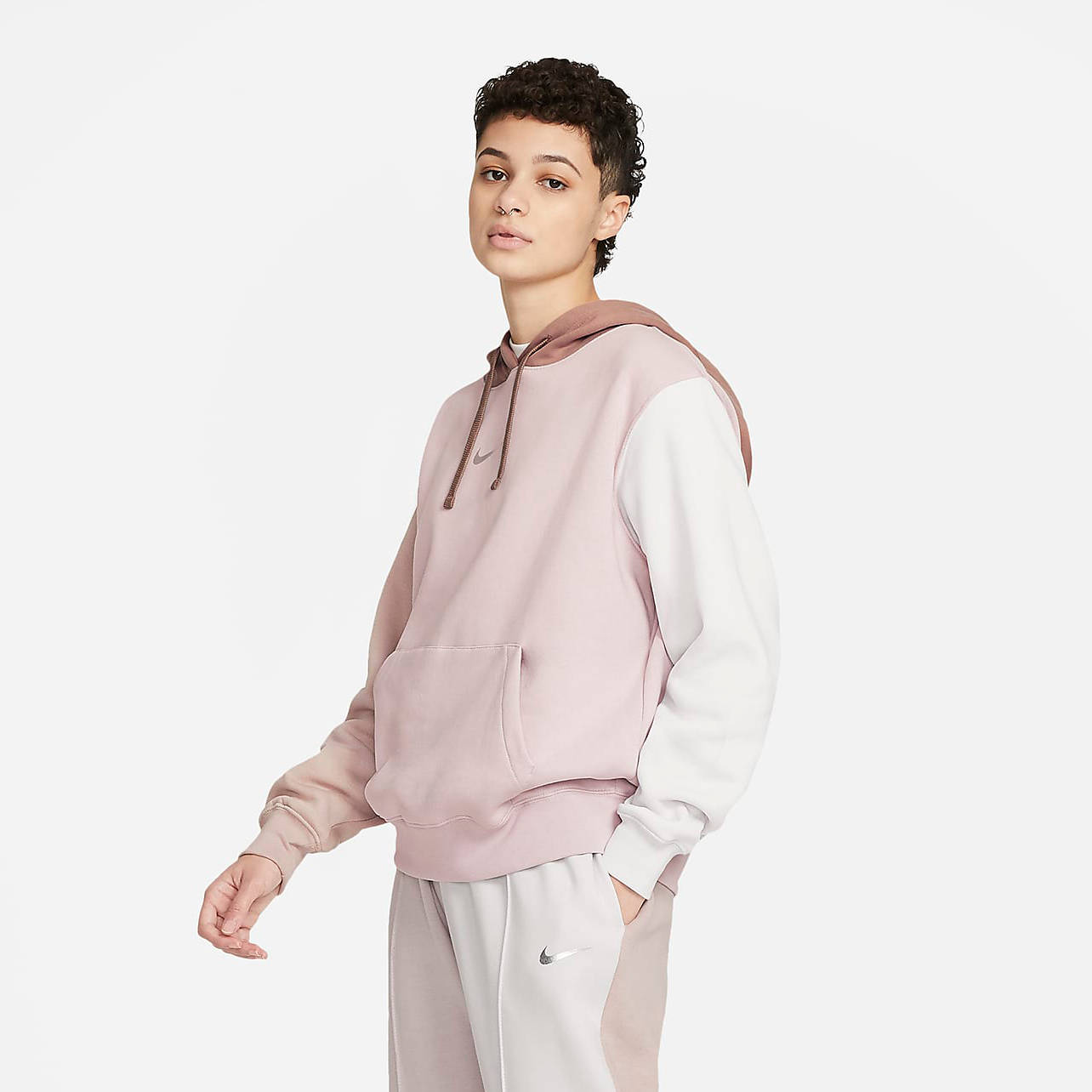 Nike Sportswear Women’s Pullover Hoodie